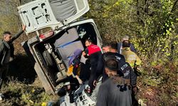 Bartın'da yolcu minibüsü devrildi: 3'ü ağır, 11 yaralı