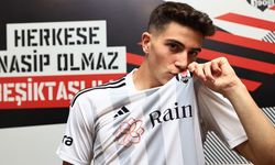 Beşiktaş genç futbolcusuyla sözleşme yeniledi