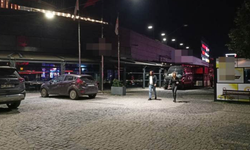 Kocaeli'de AVM'de bulunan eğlence mekanına silahlı saldırı