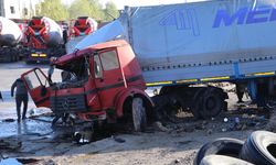 Eskişehir'de 2 TIR, köprüden bağlantı yoluna düştü: 2 şoför ağır yaralı