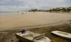 Datça'da sağanağın ardından denizin rengi değişti