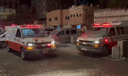Filistin Kızılayı: İsrail 2 ambulansımızı daha vurdu