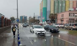 Meteoroloji'den İzmir'e sağanak yağış uyarısı