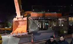 İmamoğlu paylaştı, Üsküdar'daki kaçak yapı yıkıldı