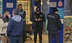 Bakırköy'de telefoncuya gelen müşteriye silahlı saldırı