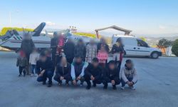 Kuşadası'nda 24 kaçak göçmen ile 8 organizatör yakalandı