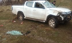 Siirt'te enerji şirketine ait kamyonet devrildi: 3 yaralı