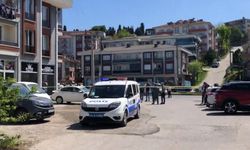 Sakarya'da oto galeriye silahlı saldırı: 2 yaralı