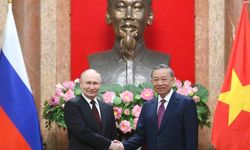 Rusya Devlet Başkanı Putin, Kuzey Kore'nin ardından Vietnam'da