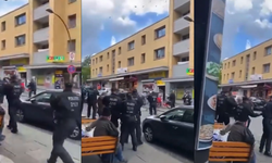 Almanya'da baltalı saldırı paniği! Polis saldırganı vurarak durdurdu