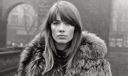 Dünyaca ünlü pop şarkıcısı Françoise Hardy, 80 yaşında hayatını kaybetti