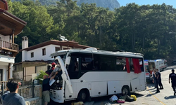 Muğla'da feci kaza! Tur otobüsü kontrolden çıktı: 1 ölü, 32 yaralı