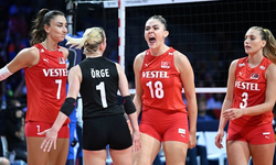 VakıfBank'tan Zehra Güneş ve Cansu Özbay kararı