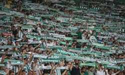 Bursaspor bir kez daha taraftar rekoru kırdı!