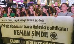 Kadın katliamları Tünel'de protesto edildi