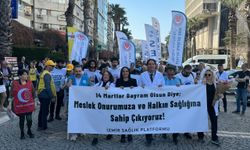 İzmir’de 14 Mart Tıp Bayramı’nda sağlık çalışanları iş bıraktı