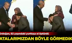 Erdoğan, 92 yaşındaki yurttaşa el öptürdü! Atalarımızdan böyle görmedik...