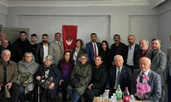 Zafer Partisi'ne anlamlı ziyaret! O belediye başkanı da yalnız bırakmadı