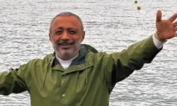 Ayağına ağırlık bağlayıp denize atladı