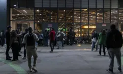 İspanya'daki elektrik kesintisinden sağ kurtulan tek telefonlar bunlar!