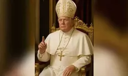 Papalık yarışında ABD ve Fransa karşı karşıya