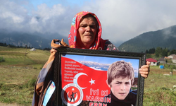 DEM Parti'den Şehit Eren Bülbül'ün annesine bayram telefonu