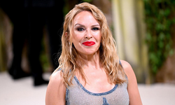 Dünyaca ünlü şarkıcı Kylie Minogue, konserlerini iptal etti