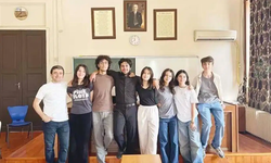 Cağaloğlu Anadolu Lisesi'nden büyük başarı! İlk Türk ekibi oldular