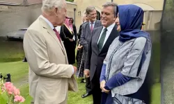 Oxford Zirvesi'ne Hayrünnisa Gül’ün çantası damga vurdu