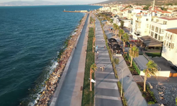 Güzelbahçe’de İsmail Kandemir Sahil Yolu hizmete açıldı