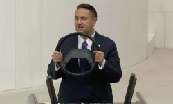 CHP’li vekilden ‘Beyaz Torosa’ tepki gösterdi: Kürsüye direksiyonla çıktı!