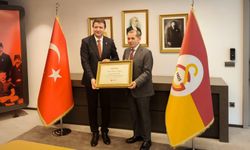 Mahmut Arıkan, Dursun Özbek'i ziyaret etti