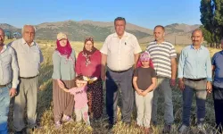 CHP’li Gürer, Niğde Çiftlik’te hububat üreticilerinin sorunlarını dinledi