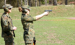 Almanya’da yeni askerlik yasası gündemde