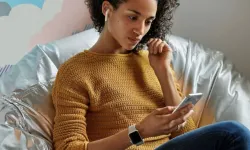 Apple'dan tercuman kulaklık! iOS 26 devrim yaratacak...