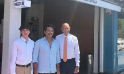 ABD Büyükelçisi Barrack, boykot listesinde yer alan EspressoLab'i ziyaret etti