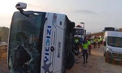 Yolcu otobüsü devrildi: Çok sayıda ölü ve yaralı var!
