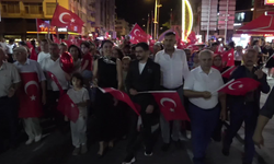 Burdur’un Bucak ilçesinde Türk Halk Müziği Sanatçısı Sümer Ezgü sahne aldı