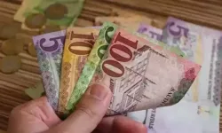 İran'dan enflasyonla mücadelede radikal adım: Riyalden dört sıfır atılıyor