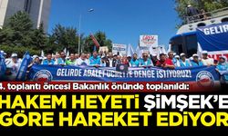 Memur-Sen 4. toplantı öncesi Bakanlık önünde toplandı