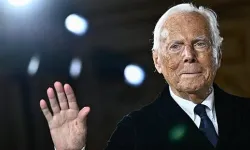 İtalyan moda tasarımcısı Giorgio Armani hayatını kaybetti