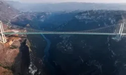 Dünyanın en yüksek köprüsü ay sonunda trafiğe açılıyor!