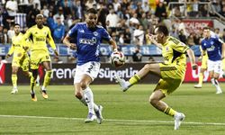 Fenerbahçe deplasmanda Kasımpaşa ile 1-1 berabere kaldı