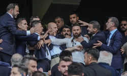 Fenerbahçe'nin tarihi kongresinde ortalık karıştı