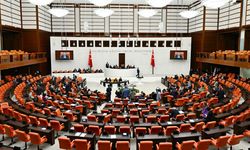 Meclis'te sezaryen tartışması! Kadınları ilgilendiren konuda yine erkek vekiller konuştu