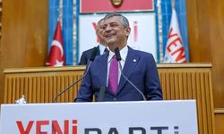 YENİ Parti milletvekillerinden Özgür Özel’e destek