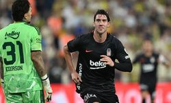 Kadıköy’de Kartal şov! Vlahovic sahneye çıktı, Beşiktaş güldü