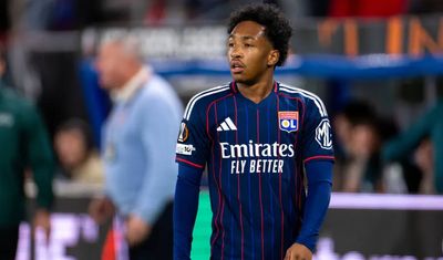 Fenerbahçe Lyon'un genç yıldızına talip oldu