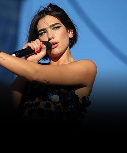 Dua Lipa doğruladı: Nişanlandık