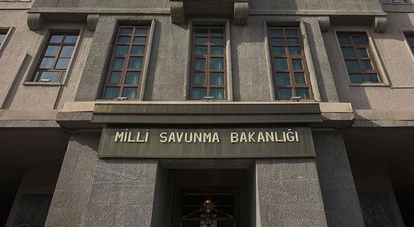 CHP’li Murat Bakan’dan Milli Savunma Bakanlığı’na liyakat tepkisi